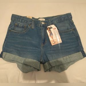 Girls Levi Shorts